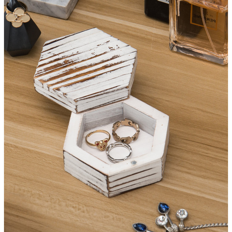 Ring deals holder box